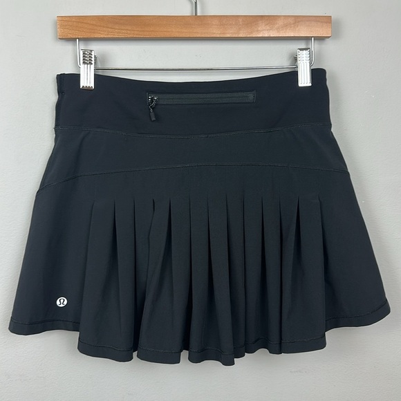 Lululemon Circuit Breaker Skirt Black Sz 4 - Picture 10 of 16
